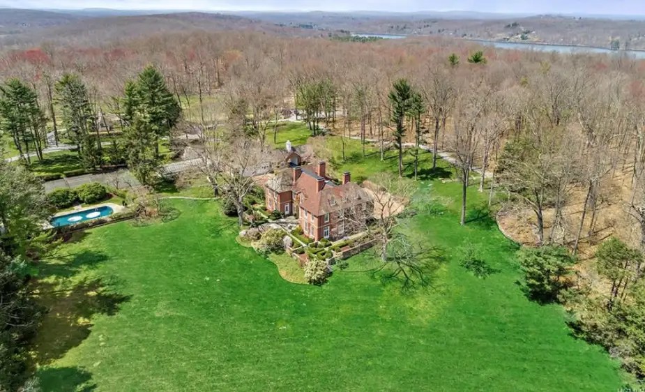 Historic 26 Acre Estate In North Salem, New York Homes of the Rich