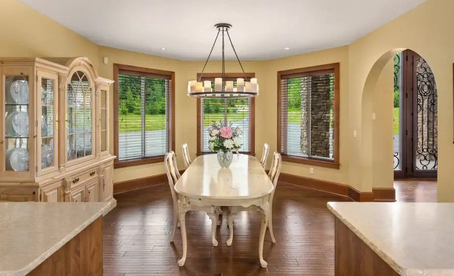 1.85 Million Home On 7 Acres In Corbett, Oregon Homes of the Rich