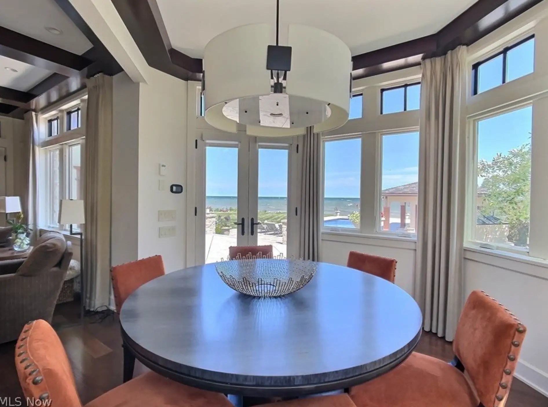 5 Million Lakefront Home In Avon Lake, Ohio (PHOTOS)