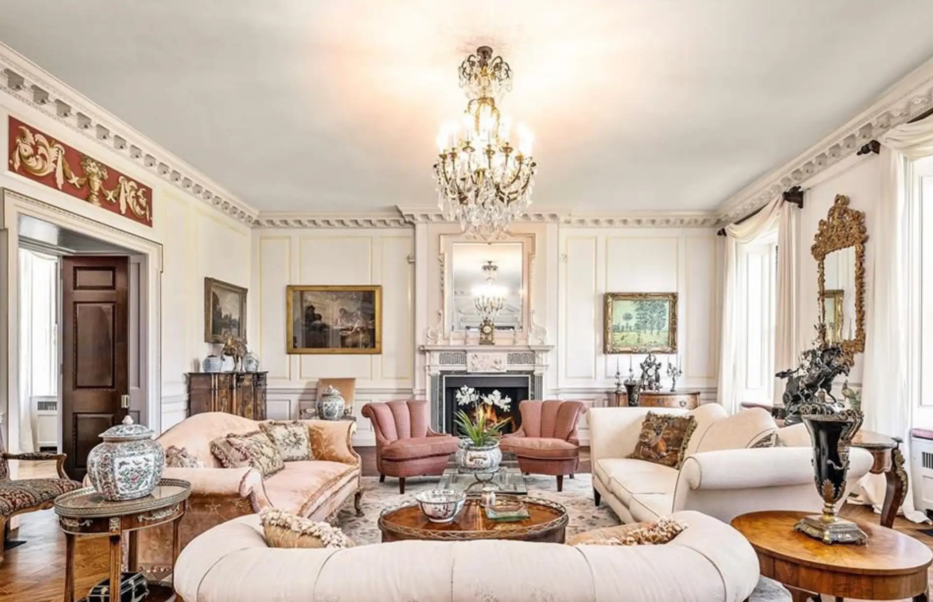 This Historic Rhode Island Estate Features 3 Pools (PHOTOS)