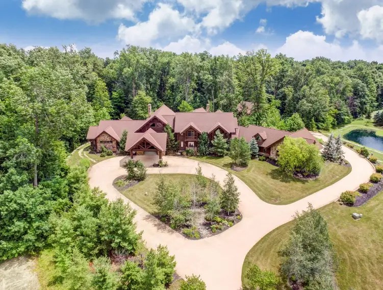 29 Acre Estate In Lima, Ohio Homes of the Rich