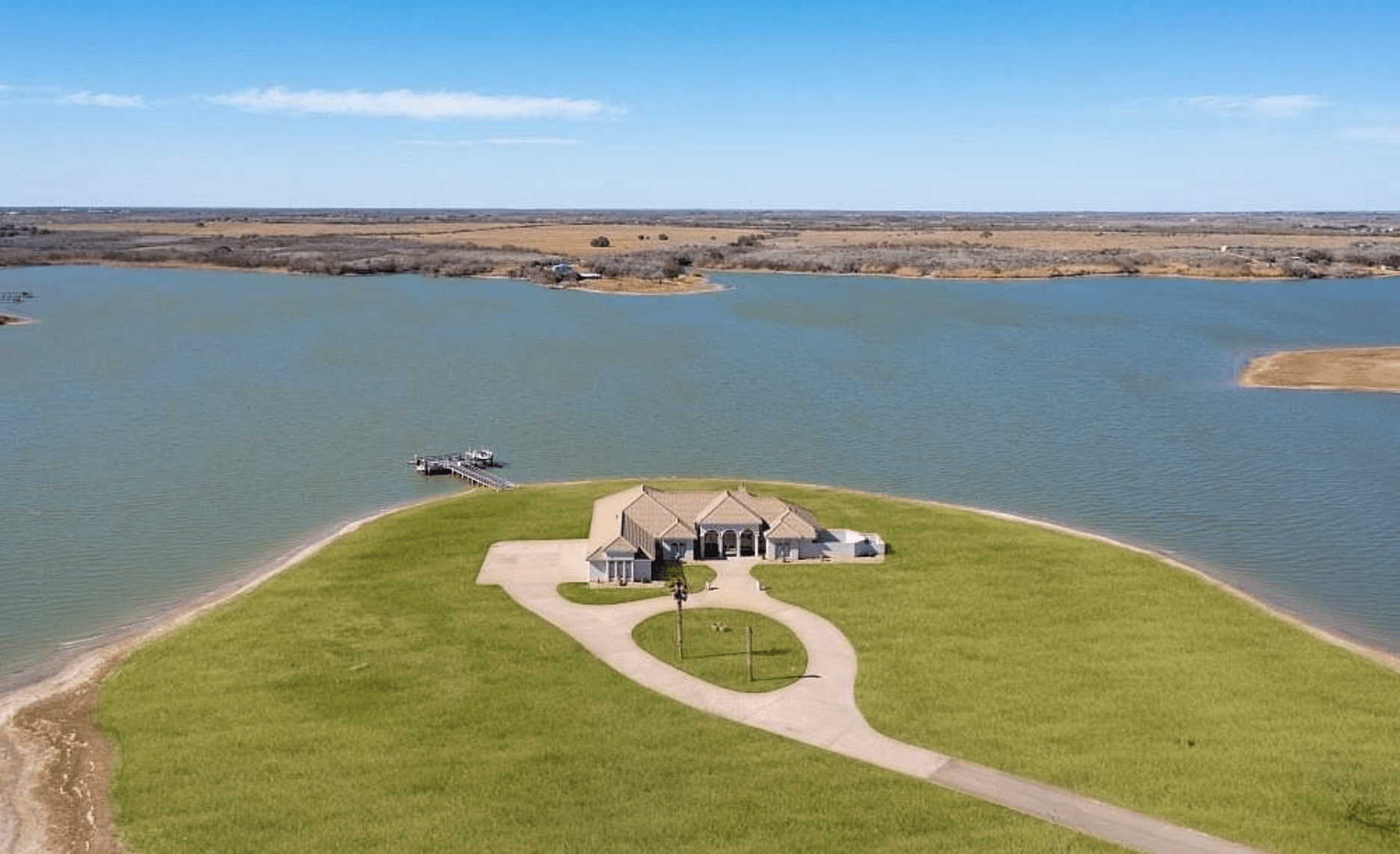 2.5 Million Lakefront Texas Home On 10 Acres (PHOTOS) Homes of the Rich