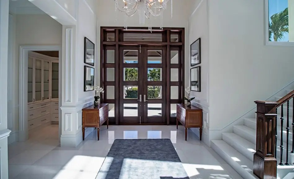 10,000 Square Foot Home In Naples, Florida - Homes of the Rich