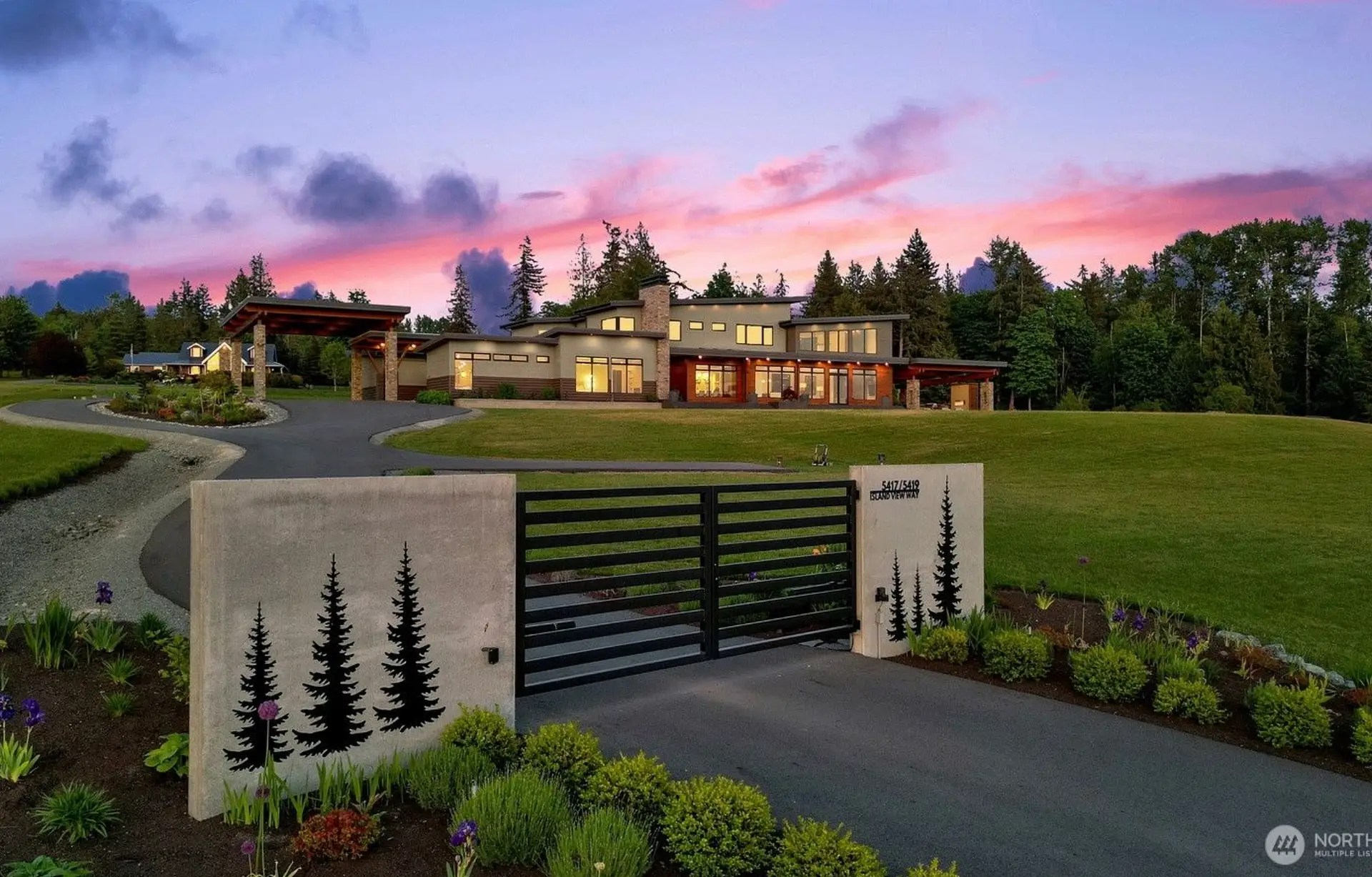 5 Acre Washington Estate With And Movie Theater