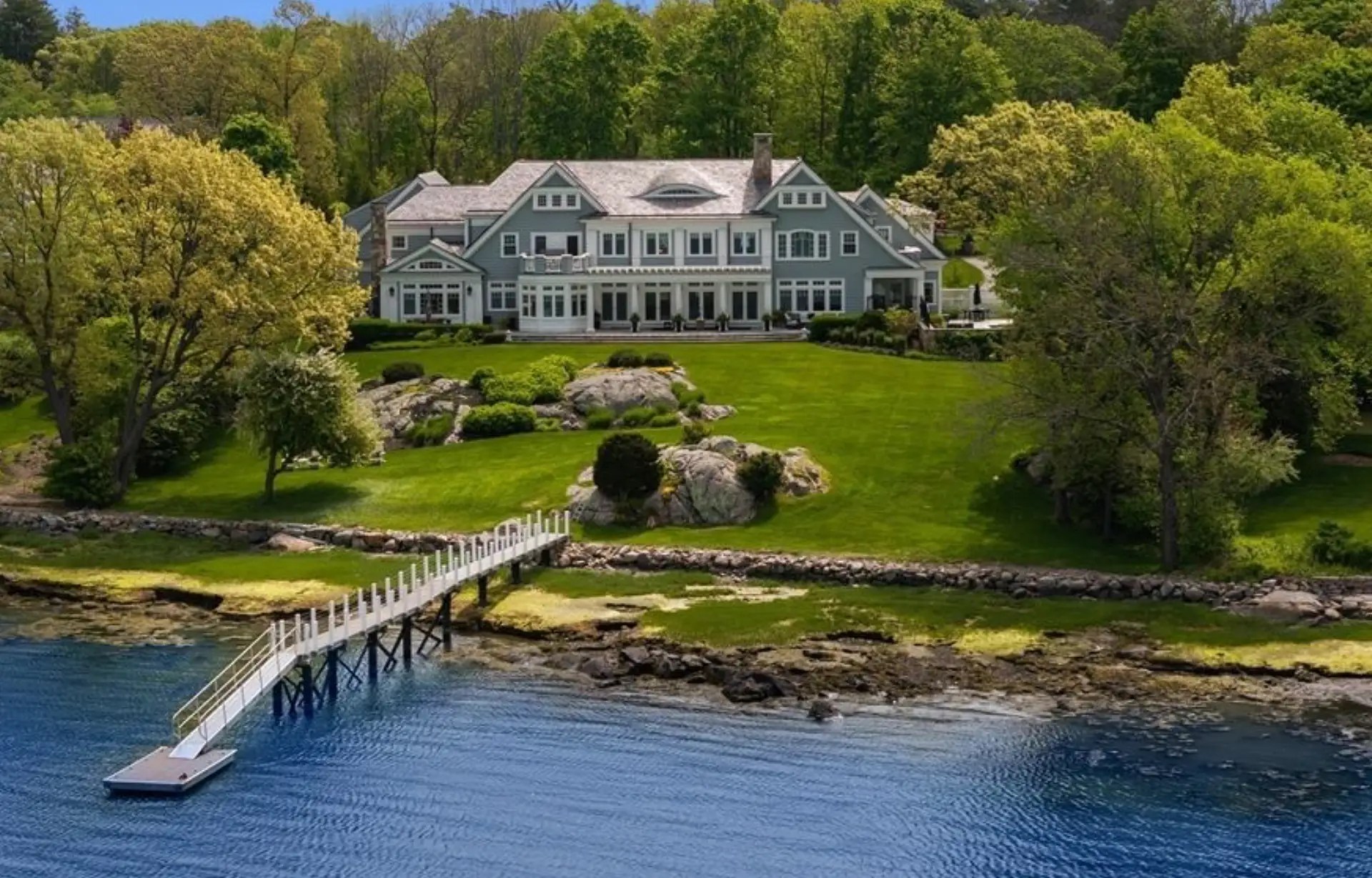 Colonial Style Waterfront Home In Hingham, Massachusetts