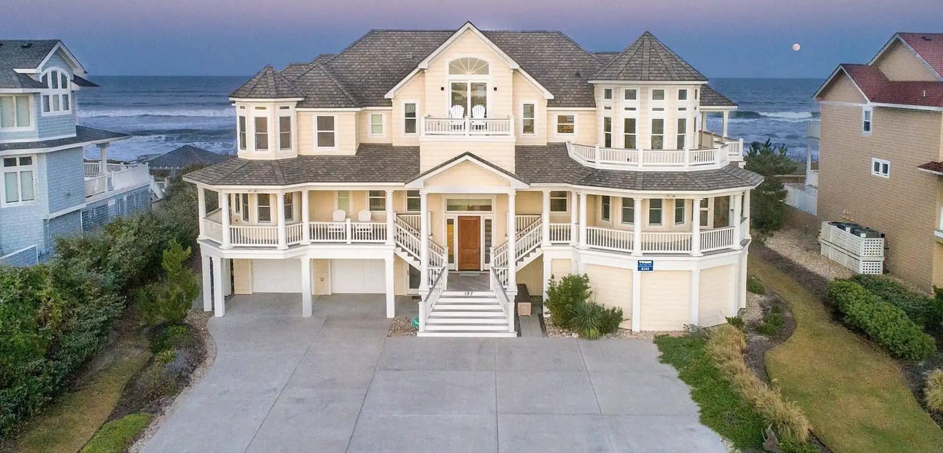5 Million Oceanfront North Carolina Home With 10 Bedrooms & 12 Bathrooms (PHOTOS + 3D TOUR