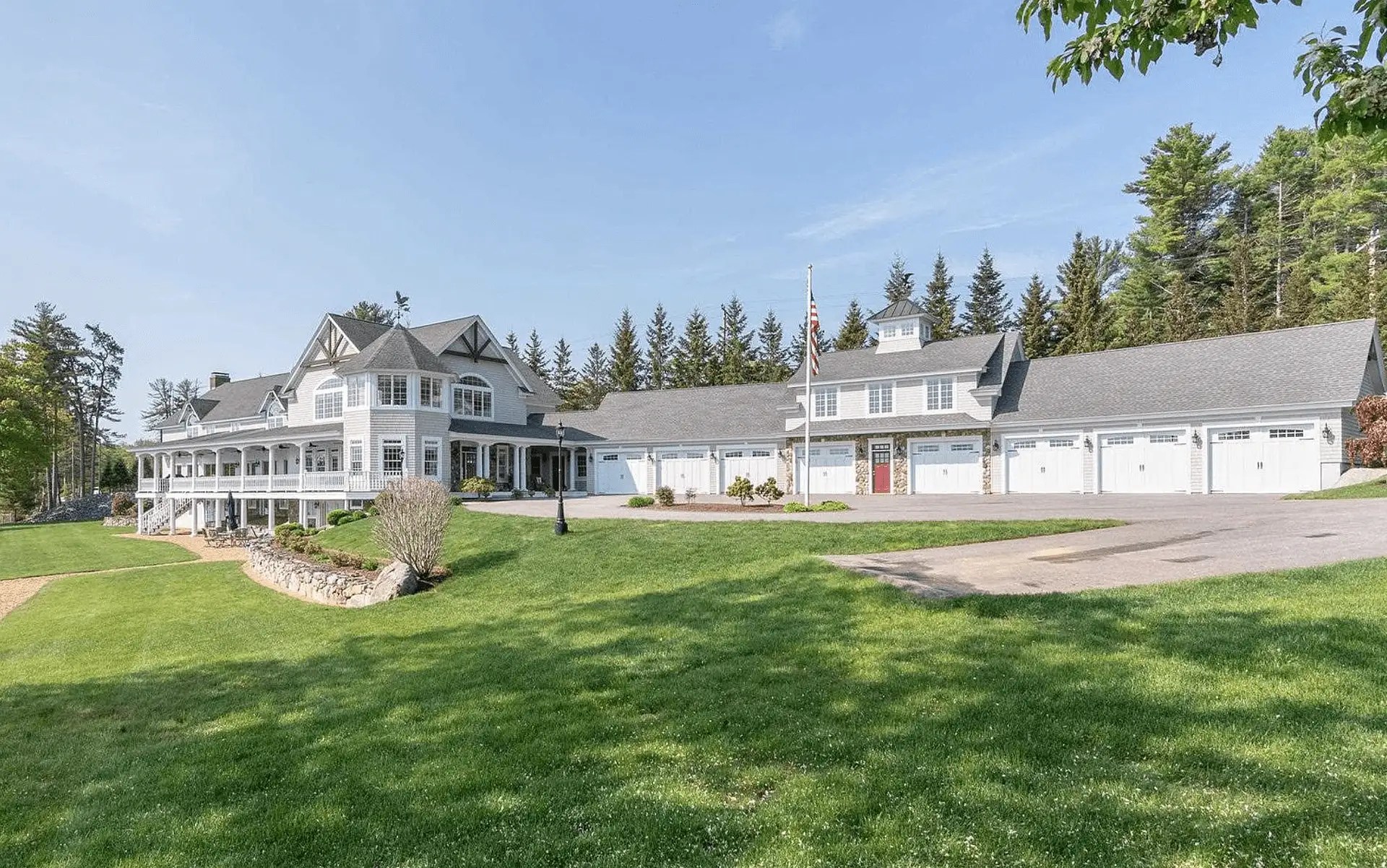 Lakefront Home In Laconia, New Hampshire With 8Car Garage Homes of