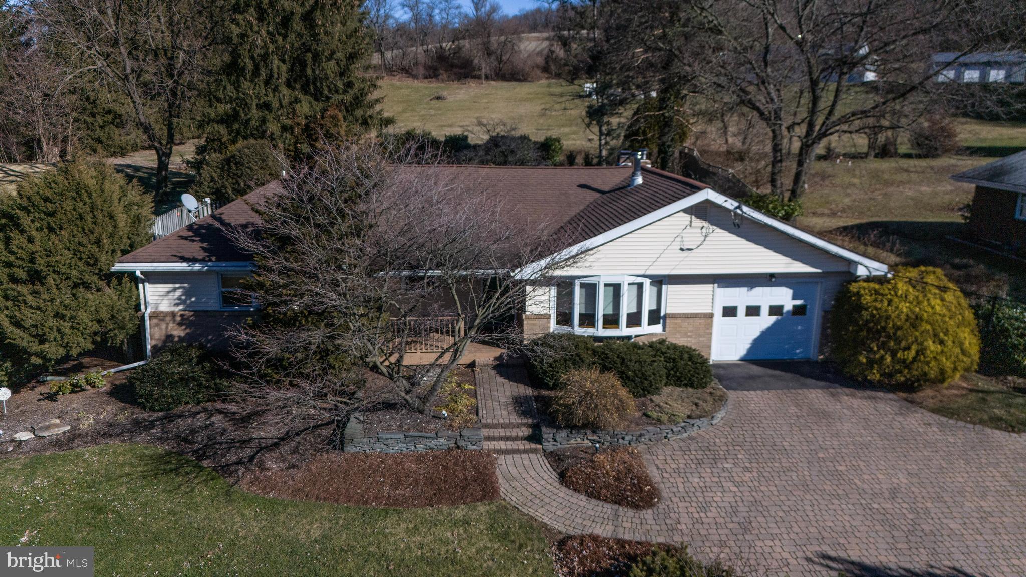 Photo of 1692 Limeport Pike in Coopersburg, PA