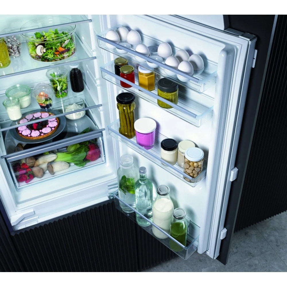 Miele K7433E 140cm Integrated In Column Larder Fridge Appliance City