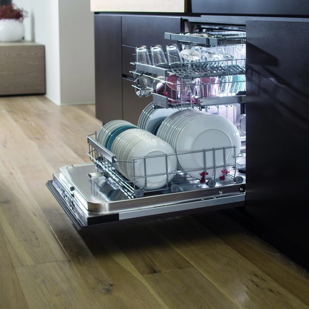 Hisense HV671C60UK 60cm Fully Integrated Dishwasher Appliance City