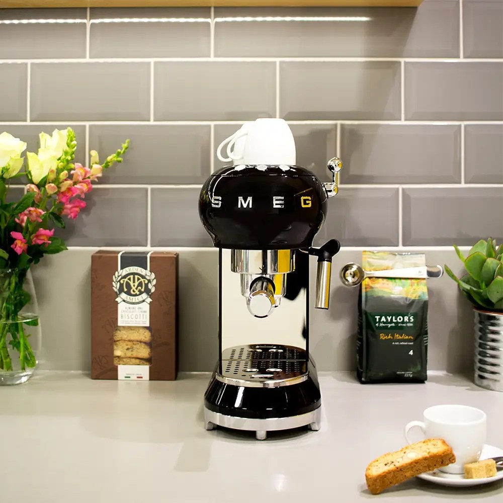 Smeg ECF01BLUK Freestanding Retro Espresso Coffee Machine BLACK