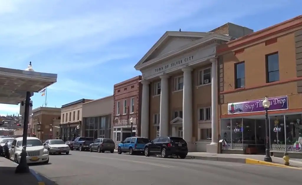 RV Camping in New Mexico Silver City Has Manzano's RV Park