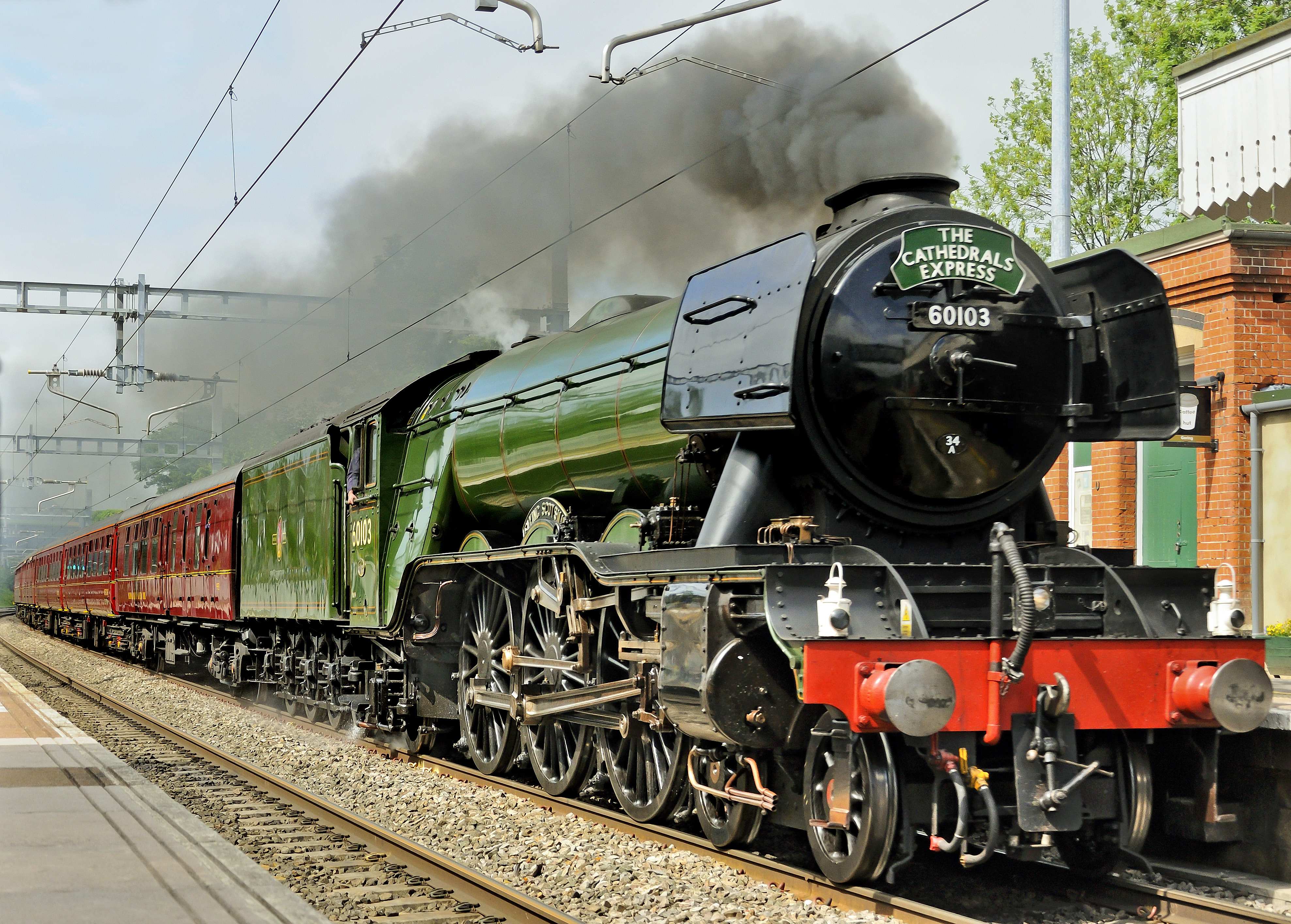 Flying Scotsman steams through Milton Keynes this Monday MKFM 106.3FM