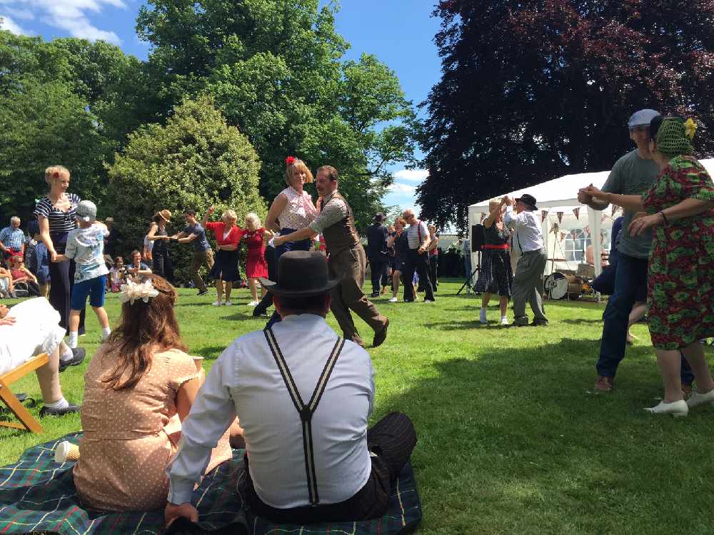 Bletchley Park Summer 1940s Vintage Weekend MKFM 106.3FM Radio Made