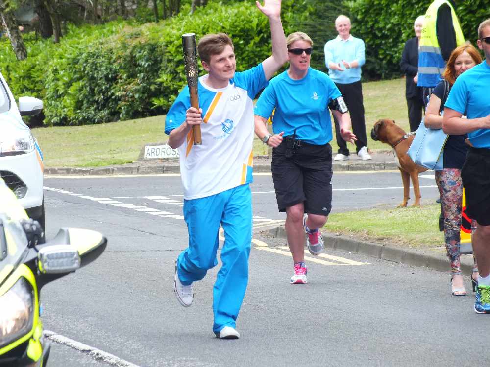 Queens's Baton Relay Visits Fife Kingdom FM