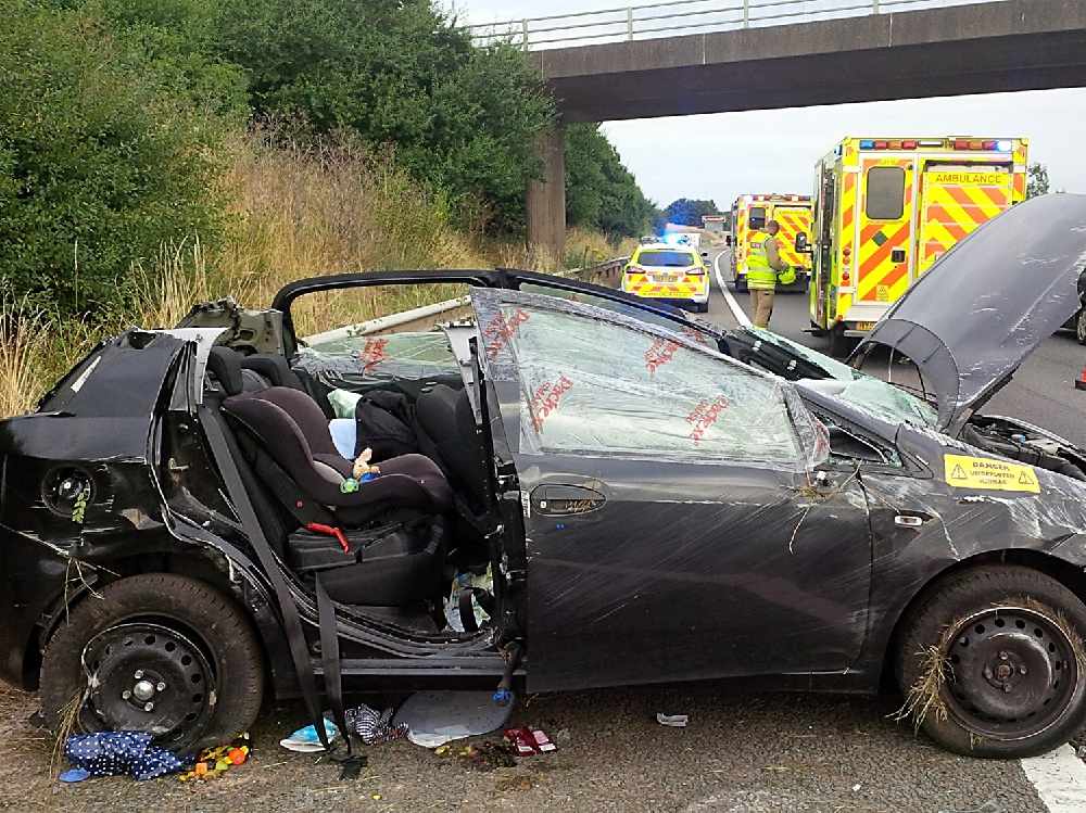 Learn about 196+ imagen car seat in accident without child In