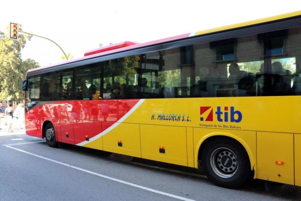 Mehr Überlandbusse zwischen Urlaubsorten auf Mallorca