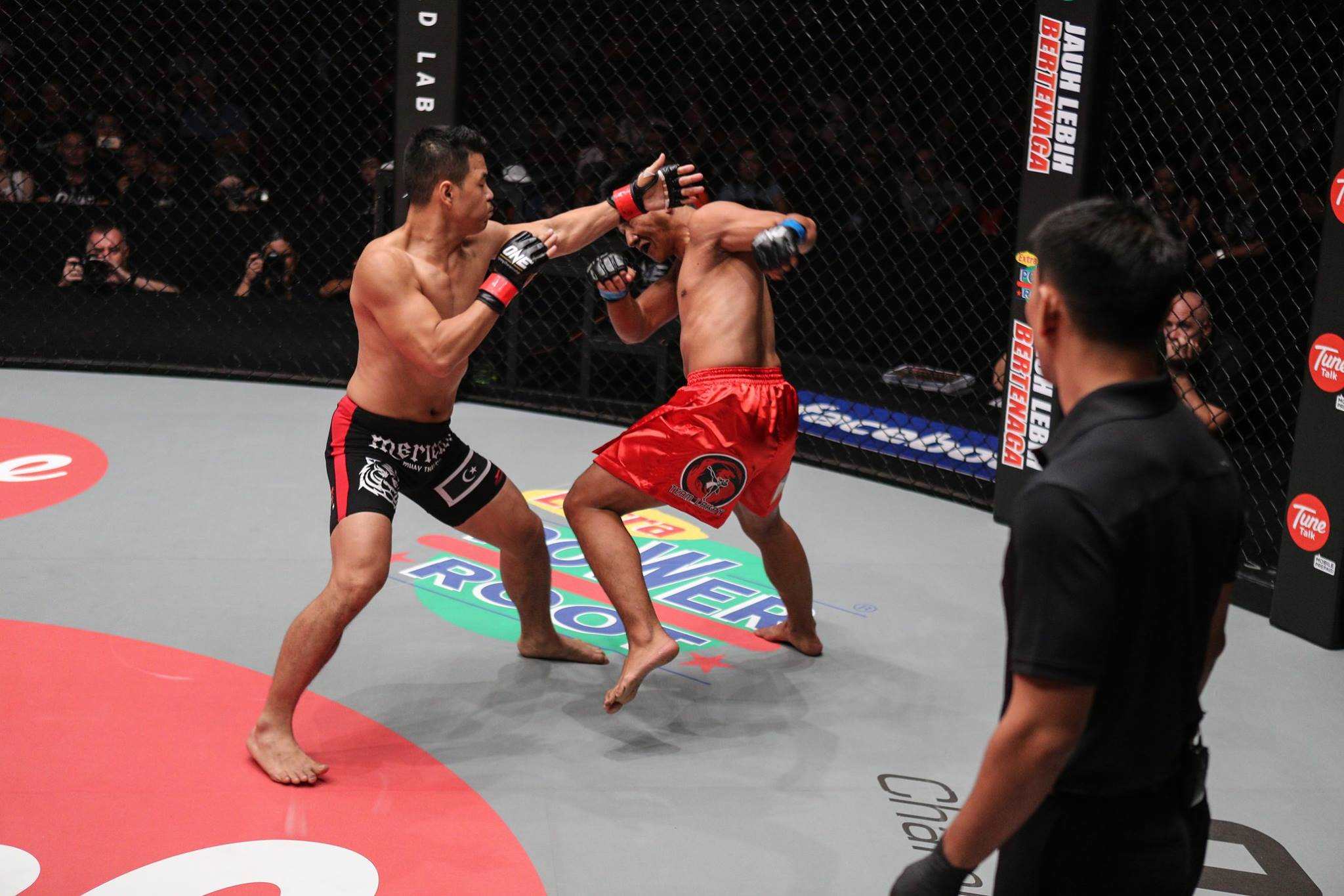 Brutalny soccer kick na gali ONE FC! [Wideo] MMA PL