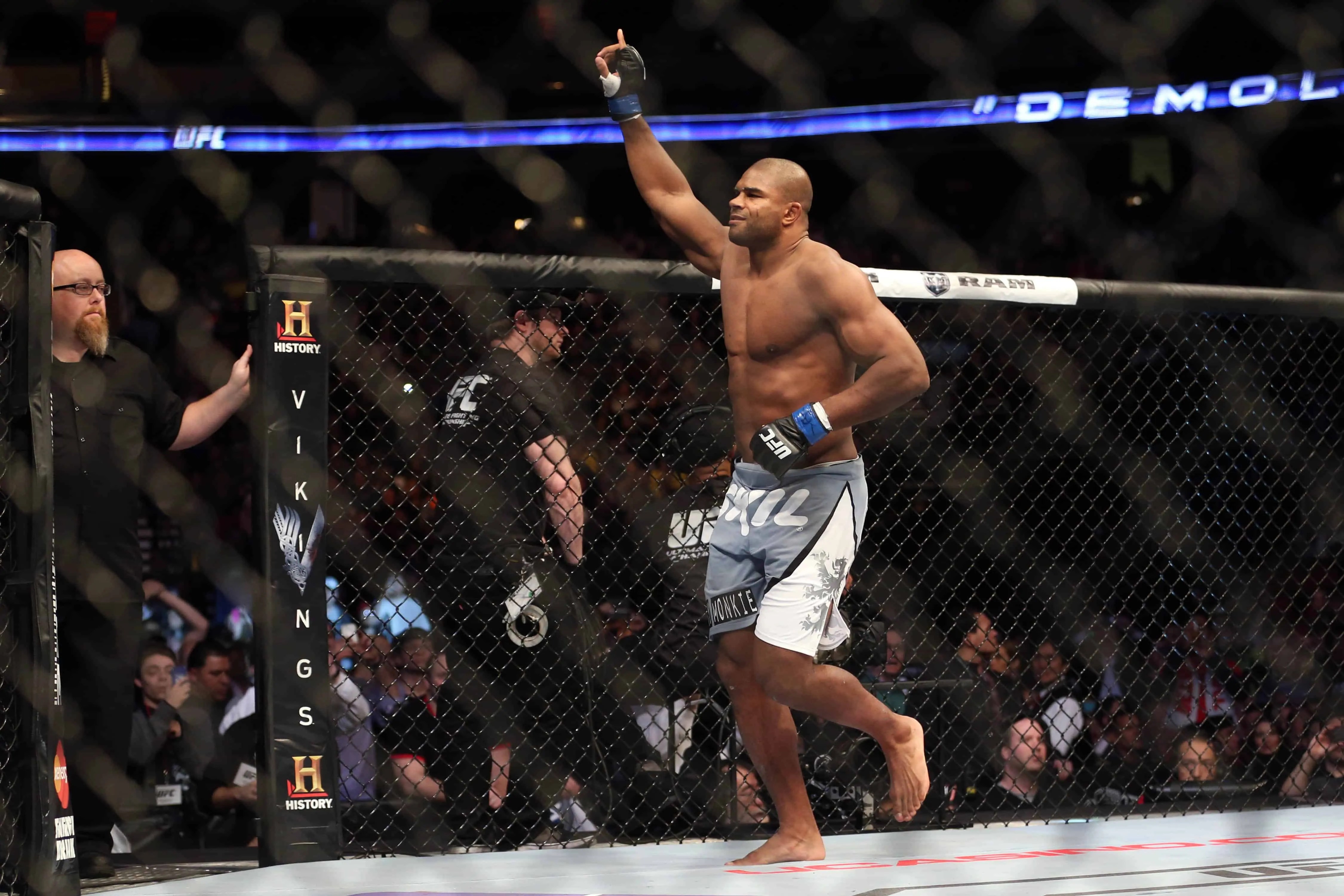 Countdown to UFC Fight Night 50 MMANUTS