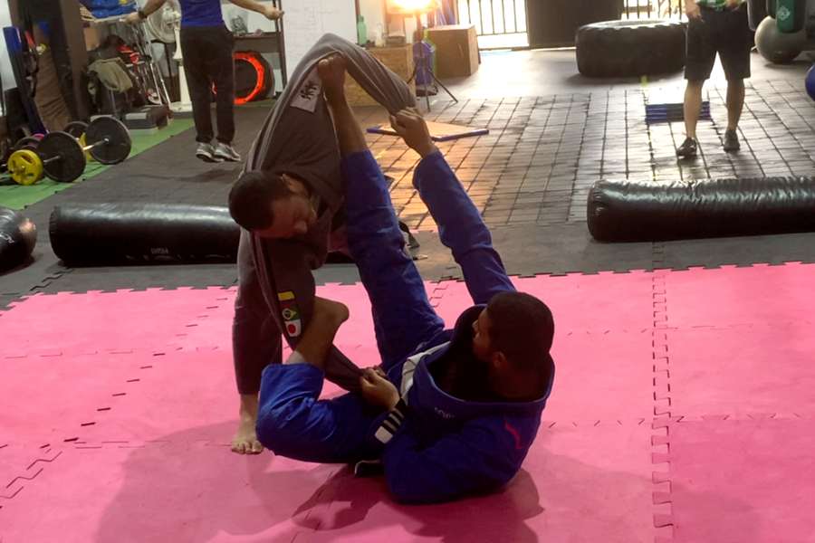 BJJ Vs. Muay Thai Which One Is Better?
