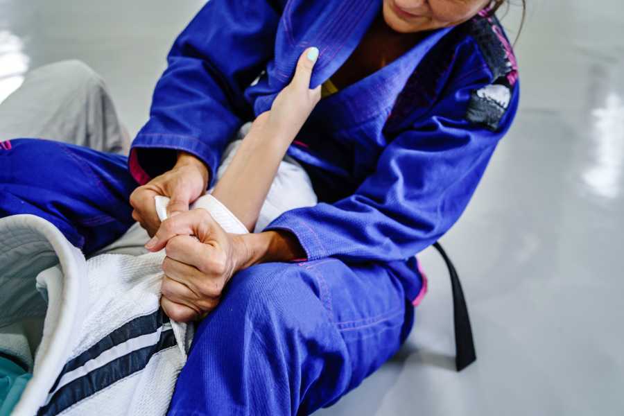 How To Get Better At BJJ Grip Fighting TIps & Tricks