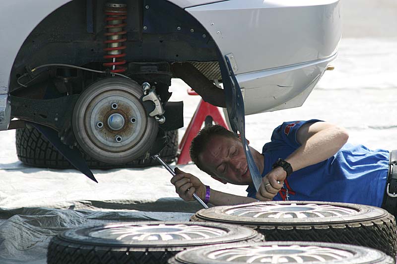 A Mechanic's Advice on How To Save Money On Car Repairs