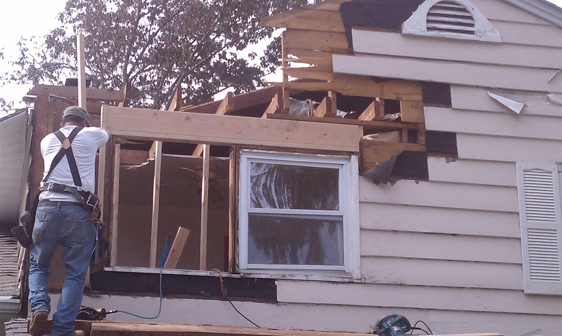 Top Roselle, NJ Roofing, Siding, Window Services M&M Construction