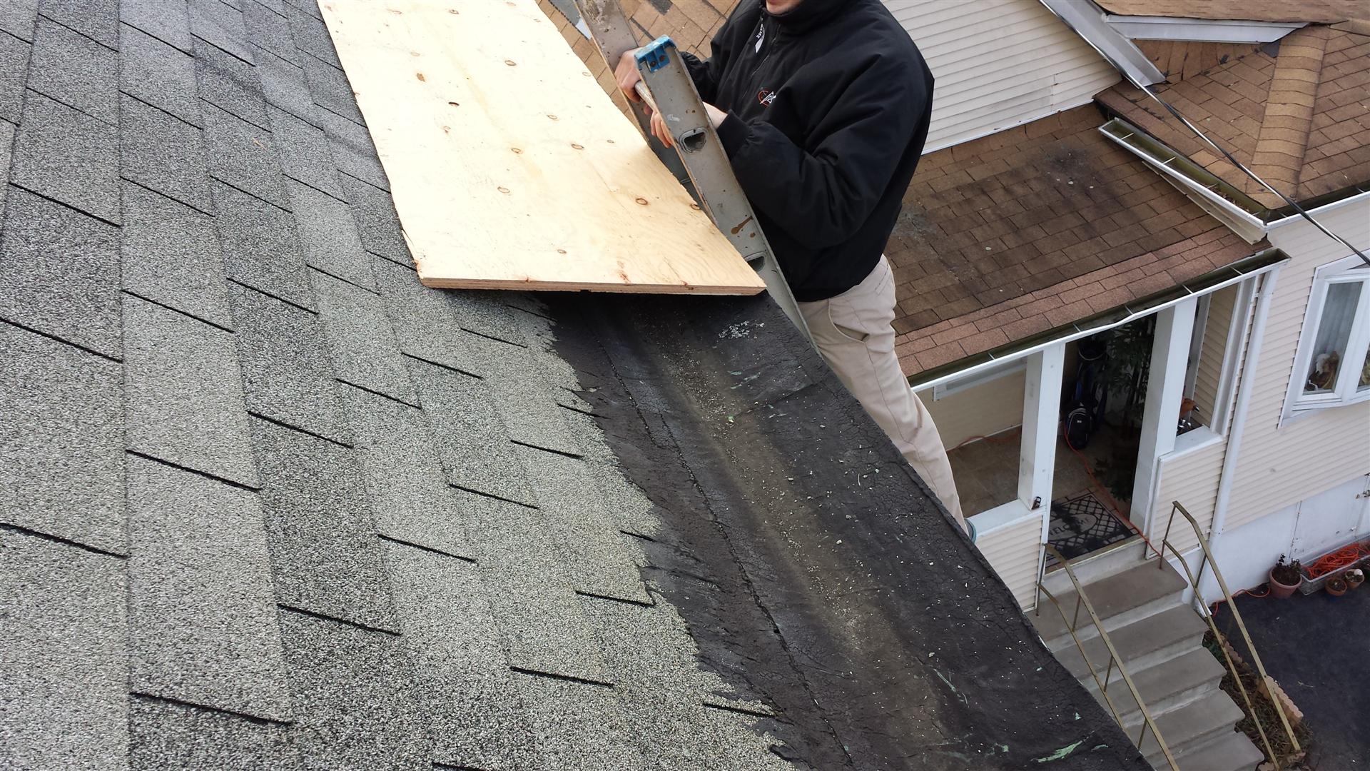 Clifton, NJ Yankee Gutter and roofing shingles replacement M&M