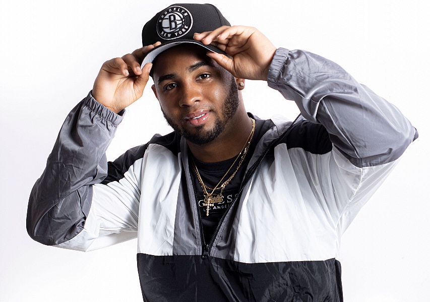 Estarlin EA presenta su nuevo sencillo “Bátelo”