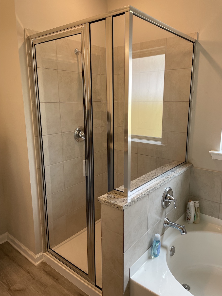 Framed Shower Doors Glass Company in Baton Rouge, LA
