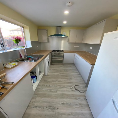 M&M Kitchens&Bathrooms