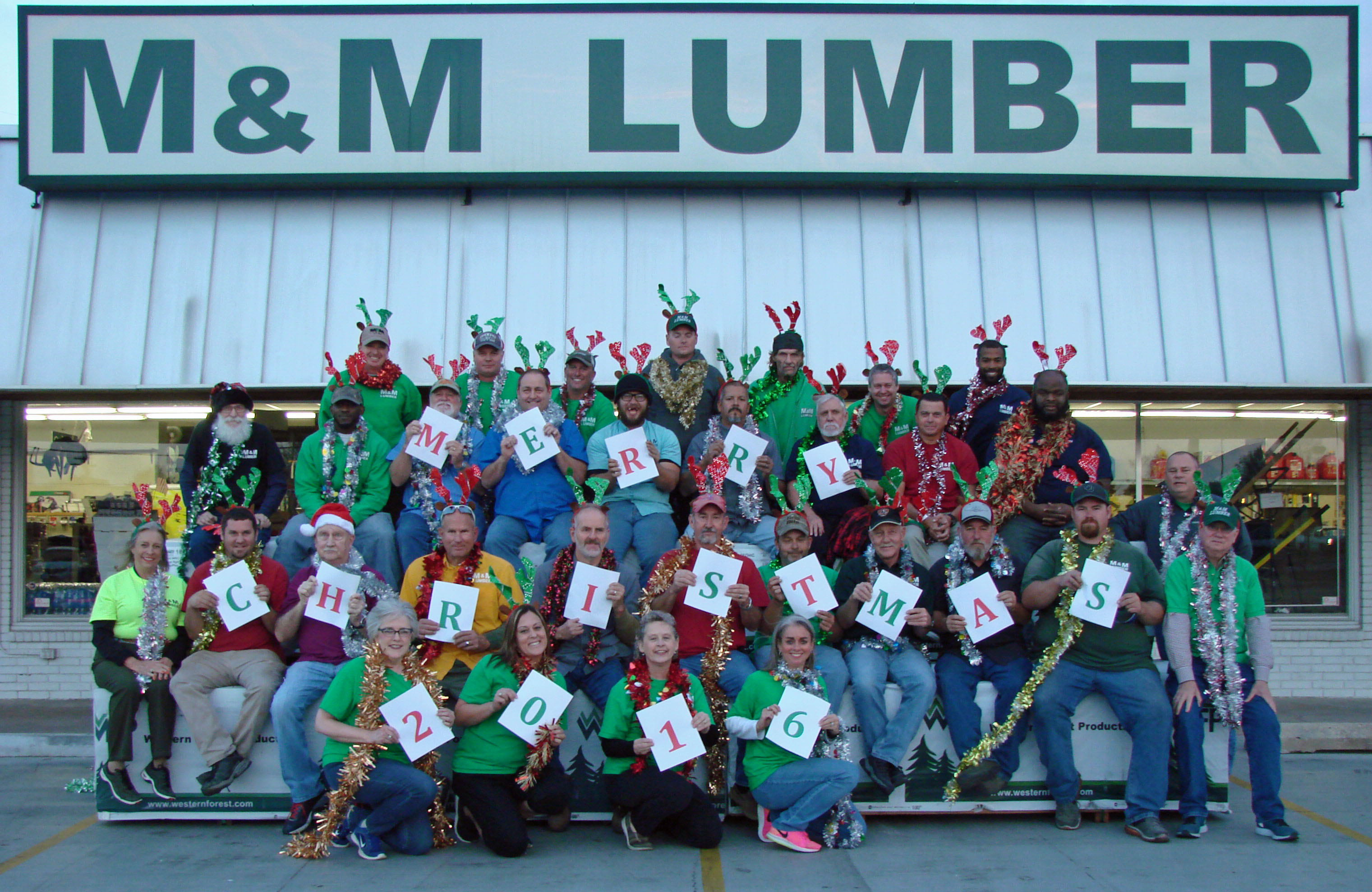 Holiday Hours M&M Lumber Co