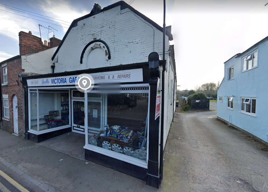 New homes to be built on site of former garage Sunshine Radio