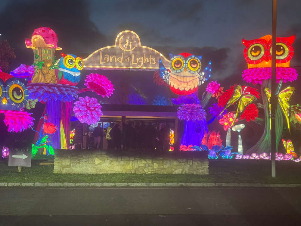 Land of Lights MKFM 106.3FM Radio Made in Milton Keynes