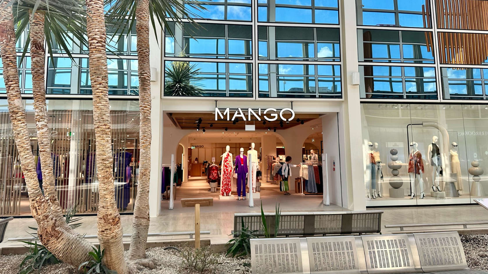 Mango opens in Milton Keynes shopping centre MKFM 106.3FM Radio