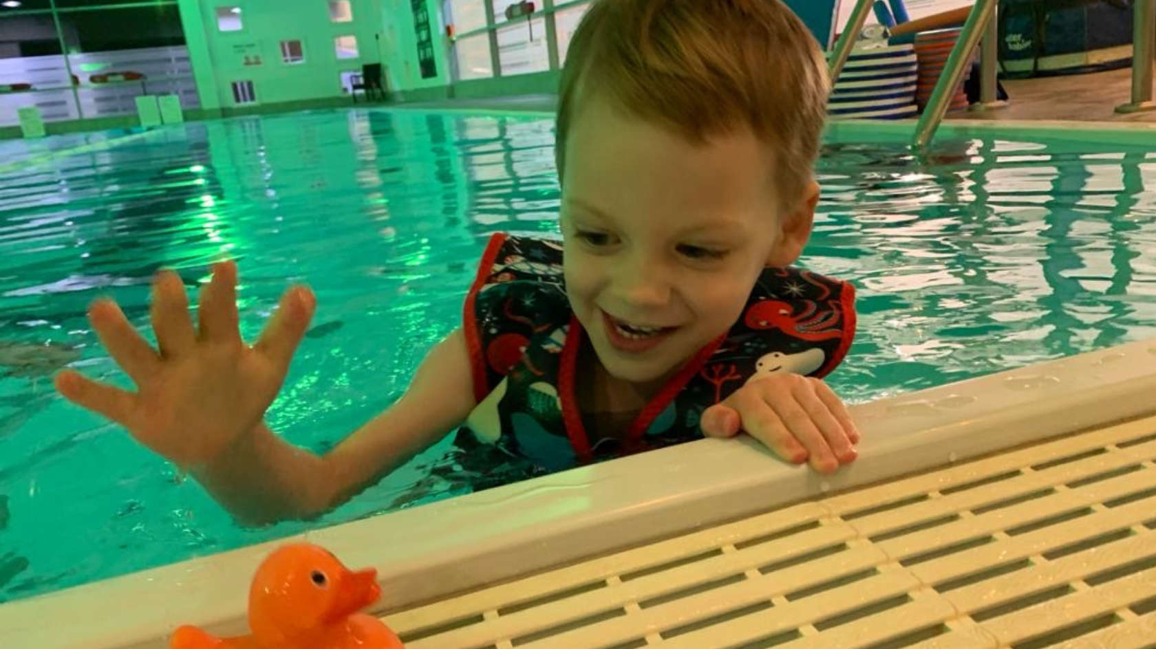 Milton Keynes baby swim school goes to extra ‘lengths’ for young carer