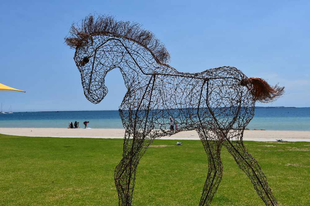 Castaways Sculpture Awards return to Rockingham Foreshore 97.3 Coast FM