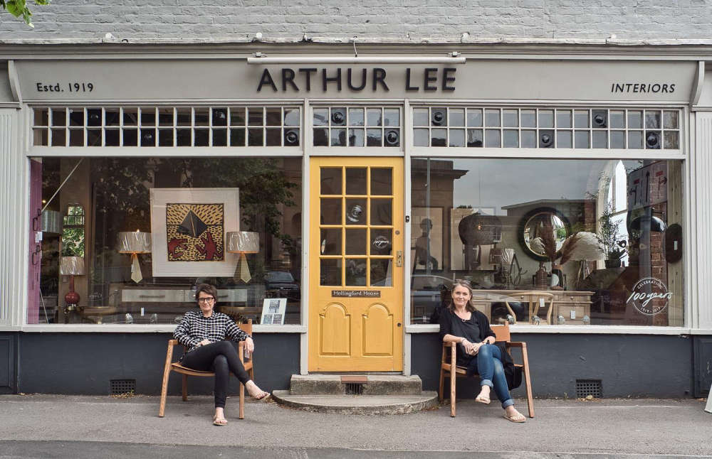 Knutsford At Home Cheshire's Silk 106.9