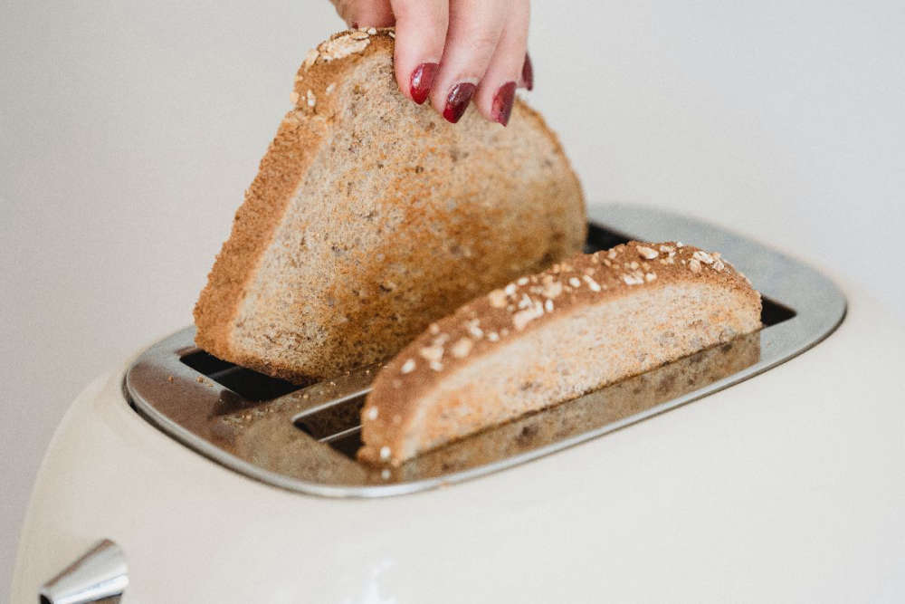 How You Butter Your Toast Tells A Lot About Your Personality Midlands 103
