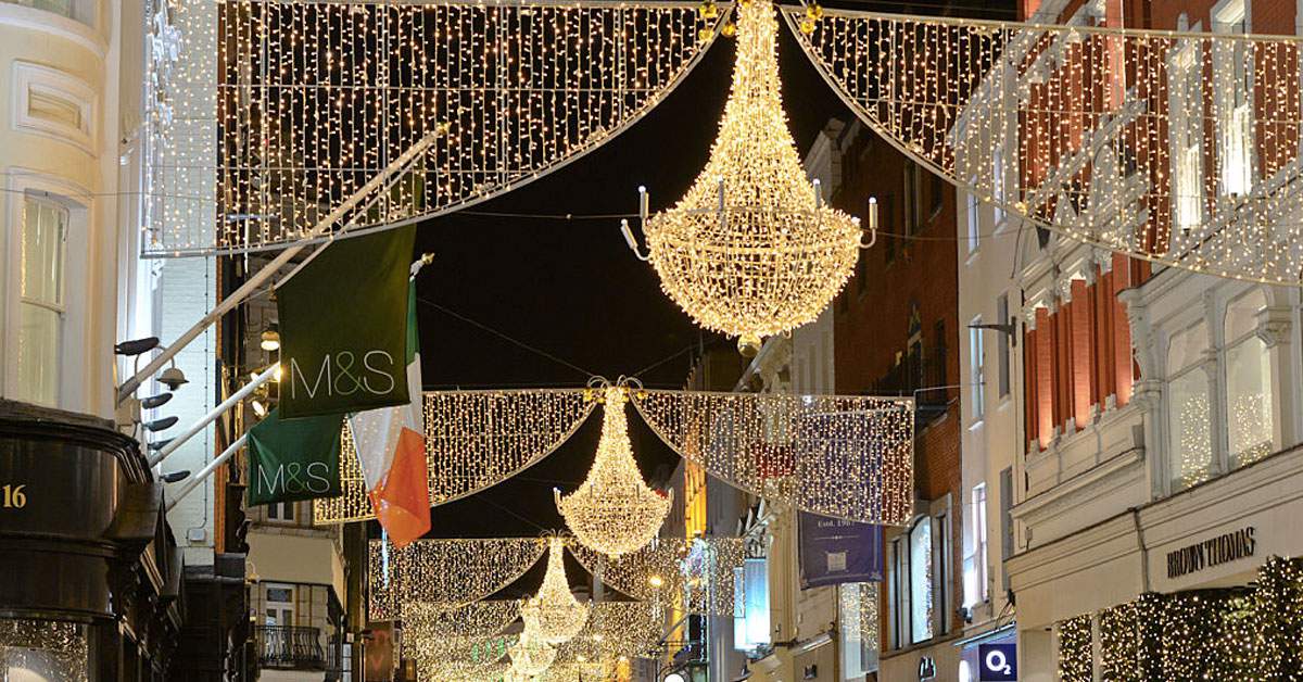 CONFIRMED Dublin's Christmas Lights WILL Go Up This Year Dublin's FM104