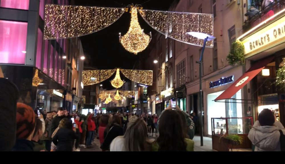 Grafton Street lights up for Christmas Dublin's FM104