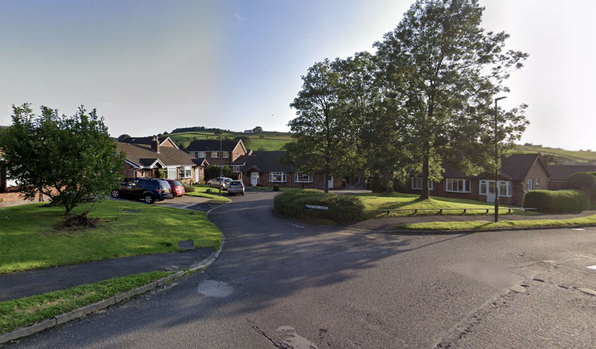 Land Rover stolen from driveway of house in Glossop Quest Media