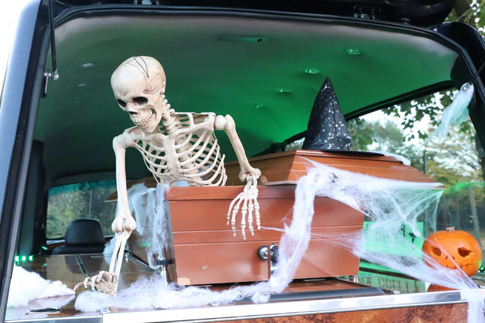 Halloween 2022 in Waterloo Quest Media Network Tameside Radio, Tameside Reporter, Oldham