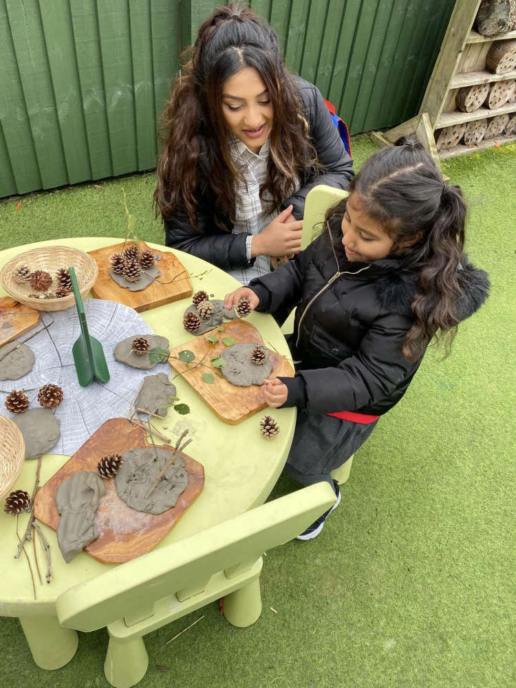 Outstanding Oldham nursery where tots do 'baby ballroom' praised Not