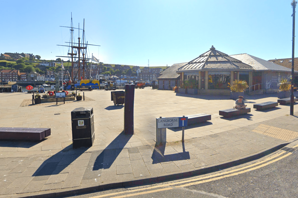 Lounge Bar Plan for Whitby Harbourside This is the Coast