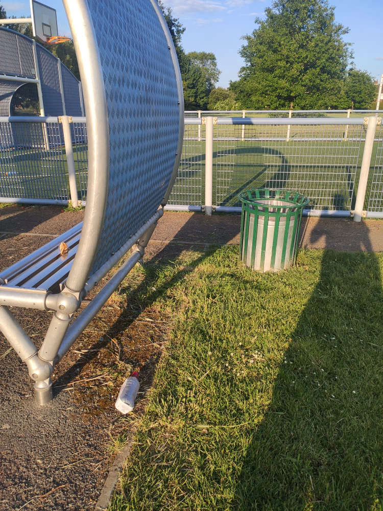 Aylesbury Wombles urge residents to use bins provided Bucks Radio