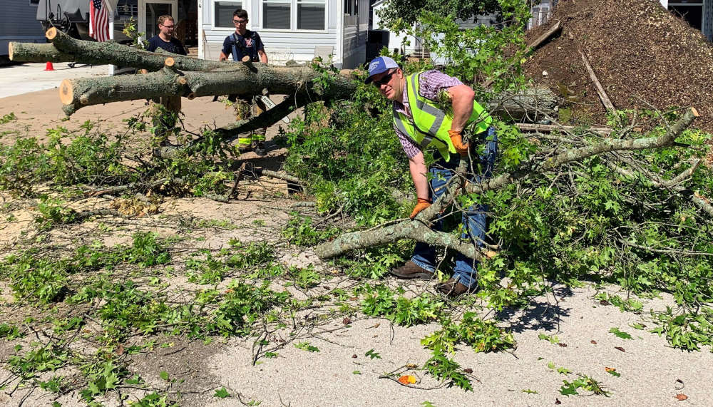 City of Branson Offering Debris Dropoff for Residents My 100.1 KOMC