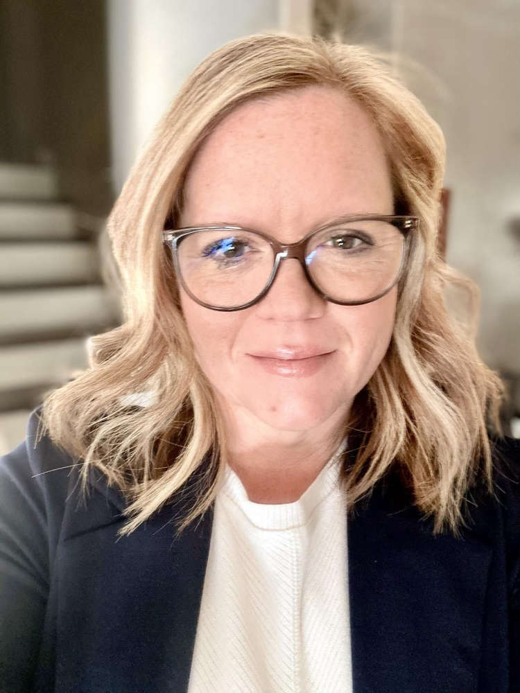 Mindy Honey Takes Over Leadership of the Silver Dollar City Foundation