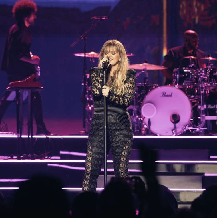 Katy Perry says she can 'never' sing this song again after Kelly