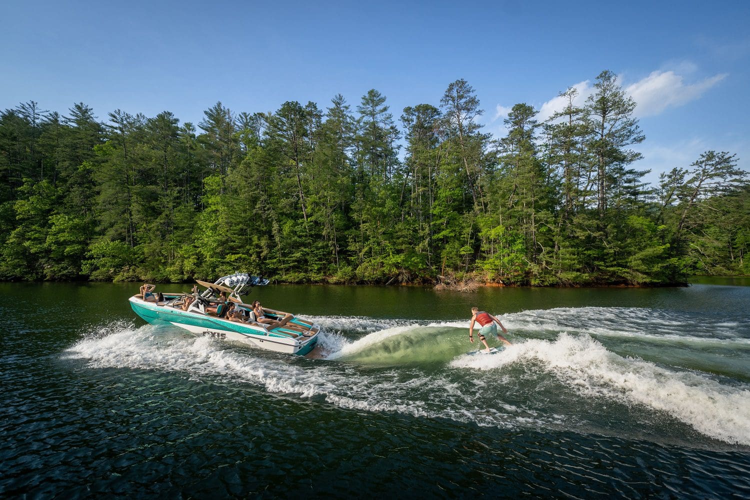 2024 Axis T250 Minnesota Inboard Water Sports